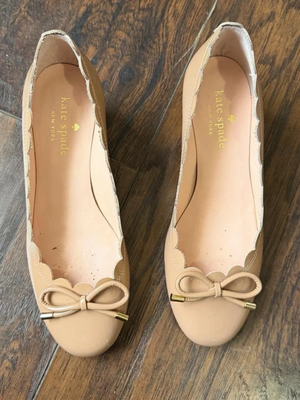 Kate Spade Yasmin Nude Leather Scalloped Block Kitten Heels Pumps Bow Mary Jane